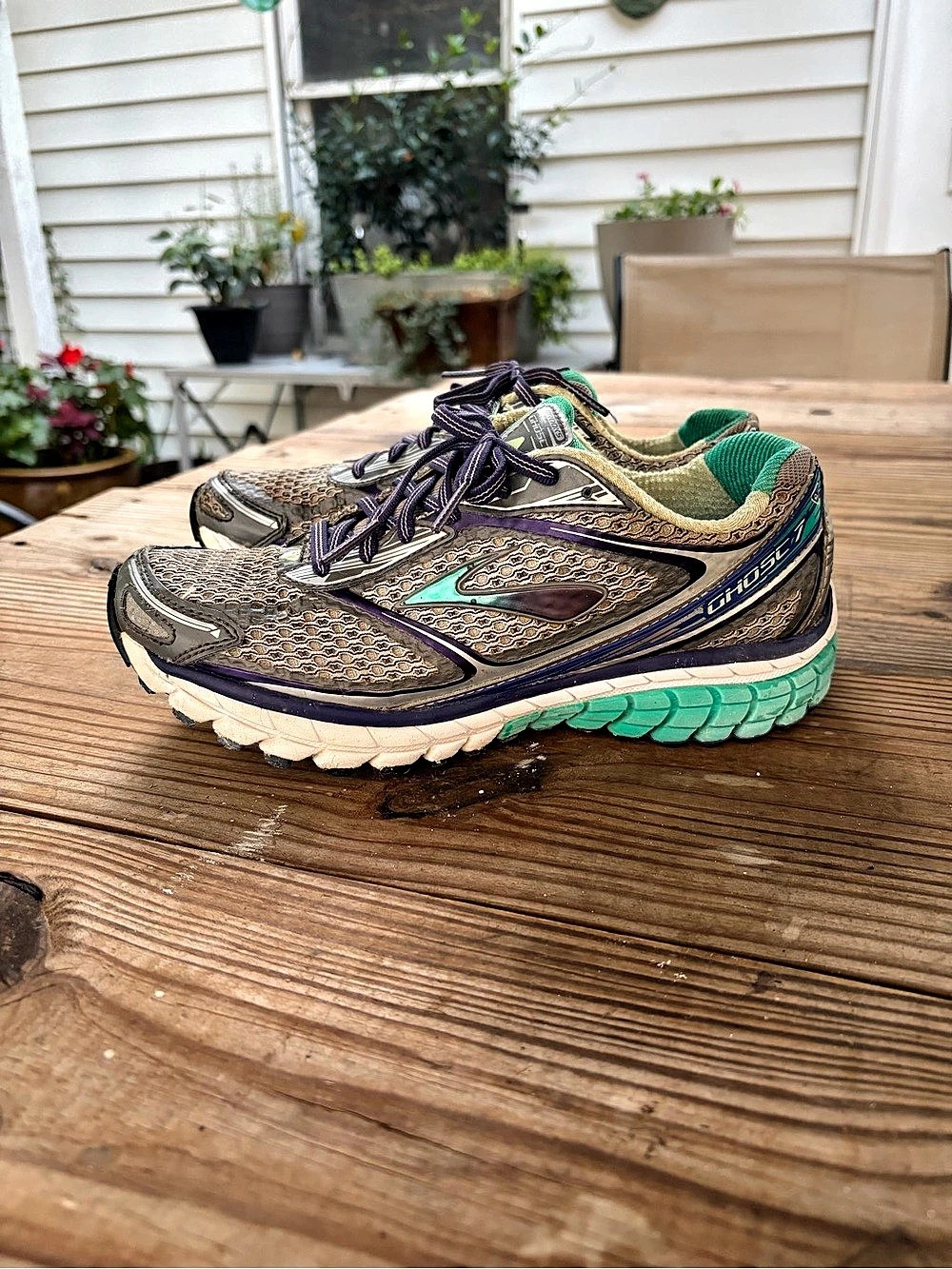 Brooks Ghost 7 Women’s 7.5 B Running Shoes Gray Purple Teal Athletic Sneakers